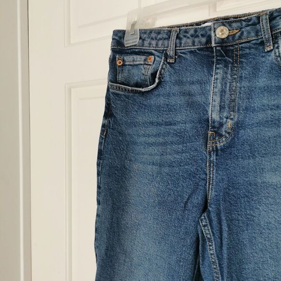 2/$40 Zara woman's skinny jeans size 8 - Picture 2 of 4